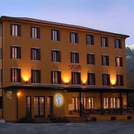 Albergo Ristorante Flora Vittorio Veneto Kültér fotó
