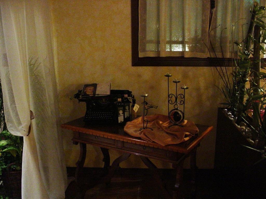 Albergo Ristorante Flora Vittorio Veneto Kültér fotó